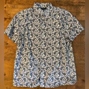 Perry Ellis Men’s Short Sleeve Button Up